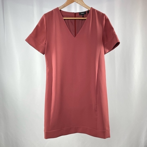 Theory V Neck Banded Shift Admiral Crepe Light Dress‎ in Deep Rose Size 10 - Picture 1 of 4
